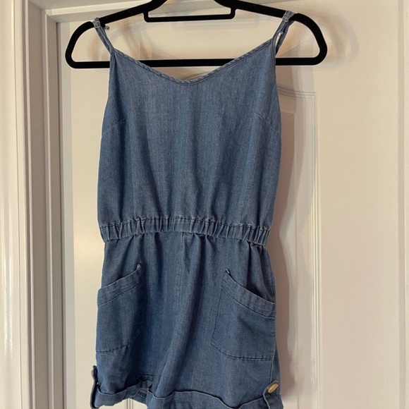 Ethereal Denim Romper Pocketts Button Detail Cinch - Picture 1 of 4